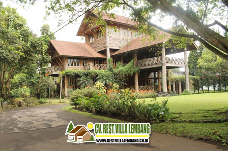 Sewa Villa Istana Bunga 6 Kamar Lembang Bandung