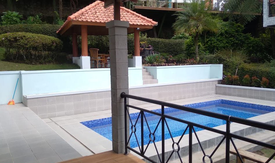 sewa villa lembang 25 orang ada private pool